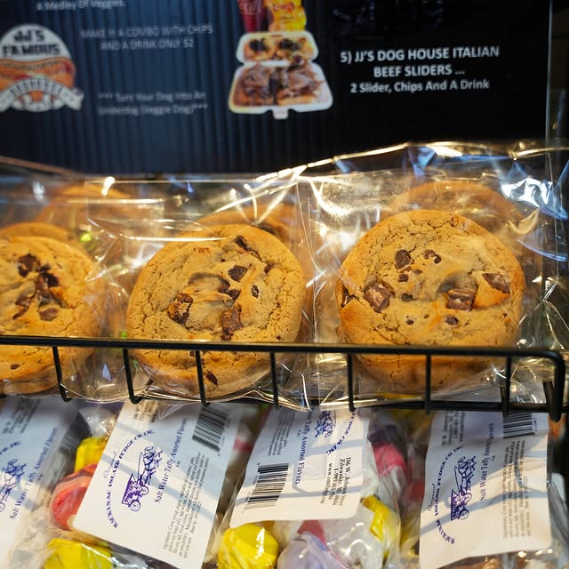 Grandma's Chocolate Chip Cookies